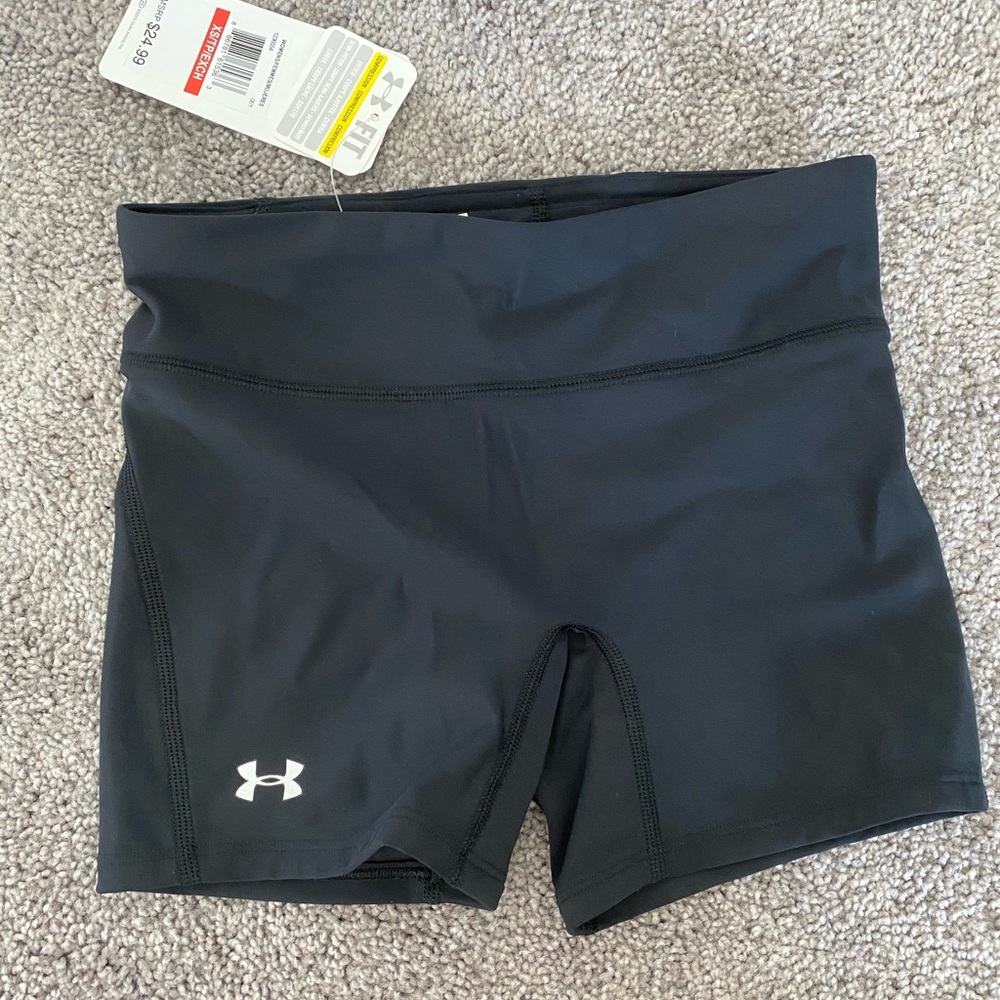 Under Armour Booty Shorts XS Black NWT